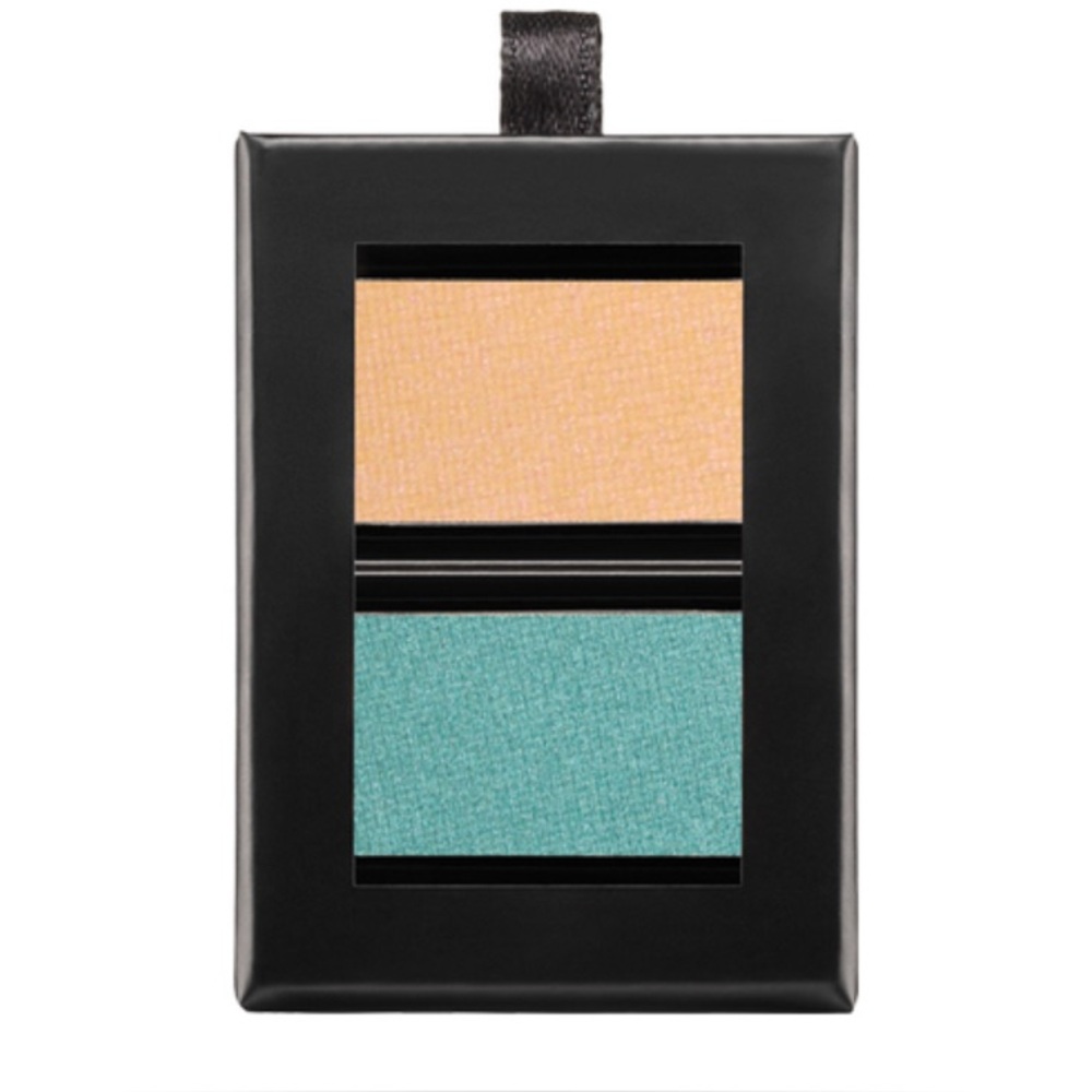 ❤️3/$25 butter LONDON Shadow Clutch Eye Shadow - Lush Tropics
